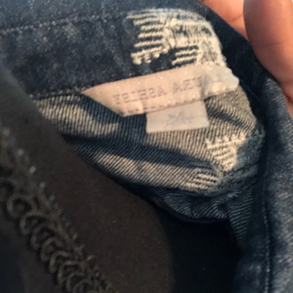 Laura Ashley Denim Jacket - Picture 3 of 3